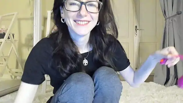 Snapshot of Baby_Jewel chatting on February 2, 11:08 am Baby Jewel online show from February 2, 11:08 am