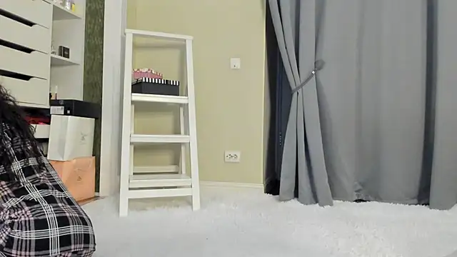 Snapshot of Baby_Jewel chatting on October 21, 11:11 am Baby Jewel online show from October 21, 11:11 am