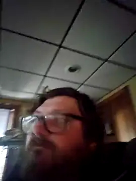 Snapshot of mikesfatdick chatting on December 3, 2:27 pm mikesfatdick online show from December 3, 2:27 pm