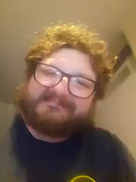 Snapshot of mikesfatdick chatting on December 8, 9:52 pm mikesfatdick online show from December 8, 9:52 pm