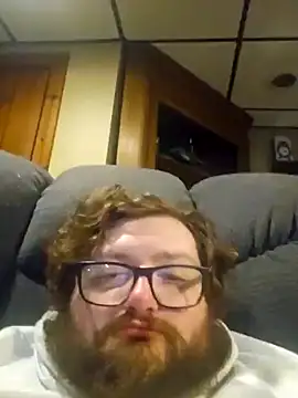 Snapshot of mikesfatdick chatting on February 1, 12:51 am mikesfatdick online show from February 1, 12:51 am