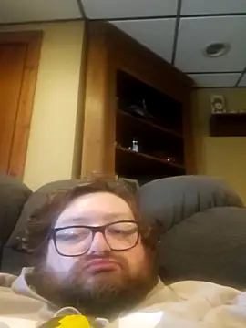 Snapshot of mikesfatdick chatting on November 4, 4:39 pm mikesfatdick online show from November 4, 4:39 pm