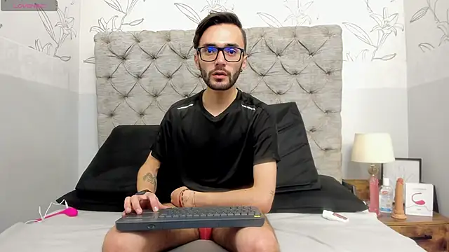 jakemagnus online show from January 18, 6:10 pm