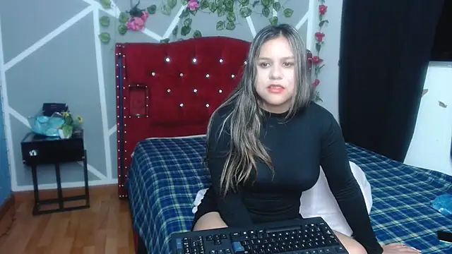 stephanieross202cl online show from March 16, 6:20 am