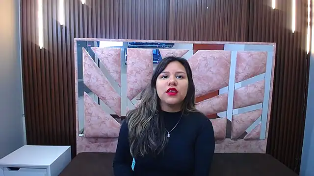 stephanieross202cl online show from December 1, 5:01 am