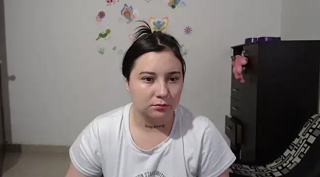 Snapshot of allison_11p chatting on January 9, 11:47 am allison 11p online show from January 9, 11:47 am