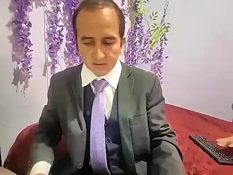 yazforeSolo online show from October 9, 2:37 pm