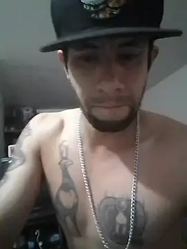 Snapshot of gerinwatch chatting on January 13, 4:29 am gerinwatch online show from January 13, 4:29 am