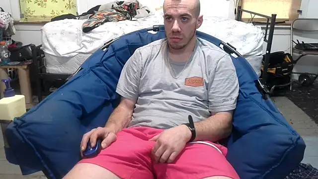 ScubaStevex online show from February 24, 9:52 pm