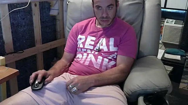 ScubaStevex online show from October 9, 12:36 pm