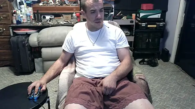 ScubaStevex online show from November 27, 7:49 pm