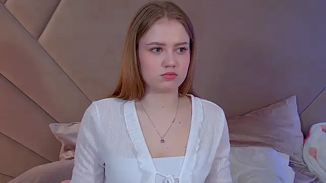 SelinSwarovski online show from December 3, 5:11 pm