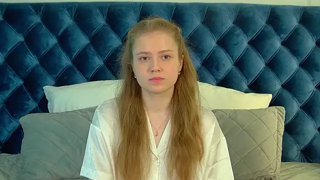 Snapshot of SelinSwarovski chatting on April 2, 4:37 pm SelinSwarovski online show from April 2, 4:37 pm