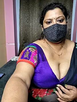 Cute Bellaa online show from February 3, 11:20 am