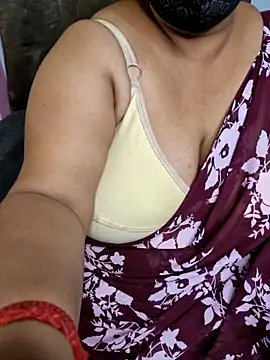 Cute Bellaa online show from March 9, 7:05 pm