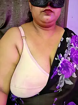 Cute Bellaa online show from March 22, 10:06 am