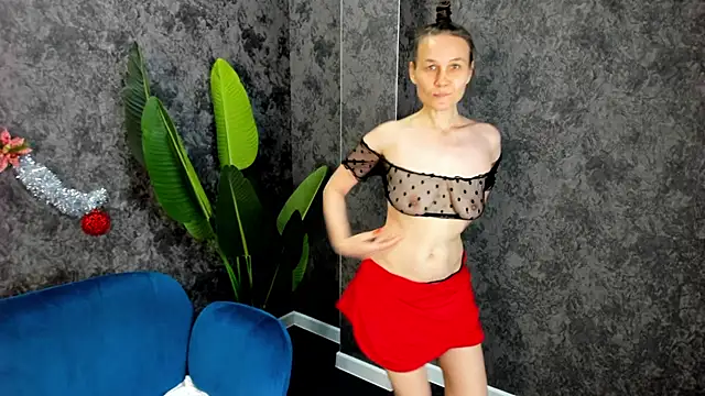 Lillian White online show from January 2, 4:20 am