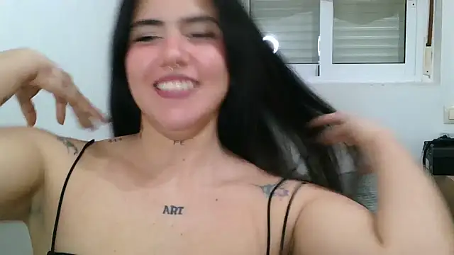 Snapshot of AbyCarson chatting on December 22, 7:31 pm AbyCarson online show from December 22, 7:31 pm
