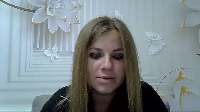 Snapshot of TinaFun4u chatting on September 20, 7:15 pm TinaFun4u online show from September 20, 7:15 pm