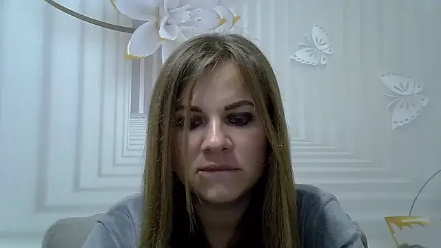 Snapshot of TinaFun4u chatting on October 29, 8:43 pm TinaFun4u online show from October 29, 8:43 pm