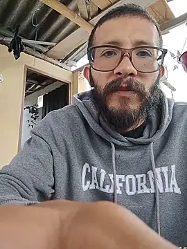 hairyserious online show from December 5, 12:58 pm