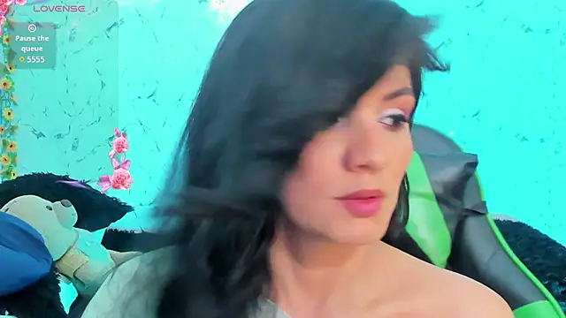 elissa iris online show from June 11, 1:49 am