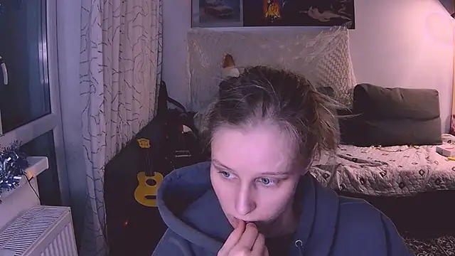 Snapshot of KatiKate chatting on January 11, 8:43 pm KatiKate online show from January 11, 8:43 pm