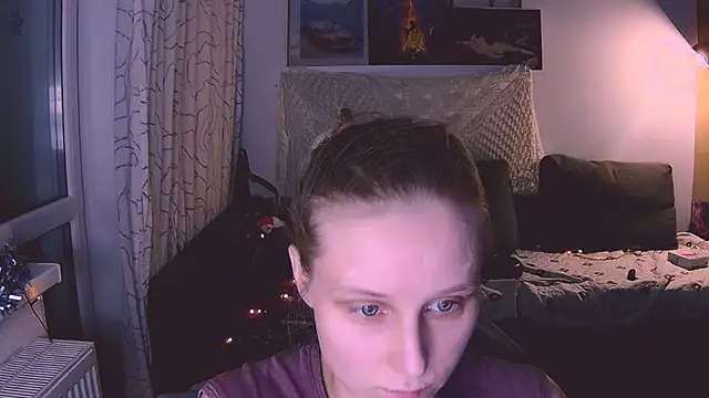 Snapshot of KatiKate chatting on January 11, 11:46 pm KatiKate online show from January 11, 11:46 pm