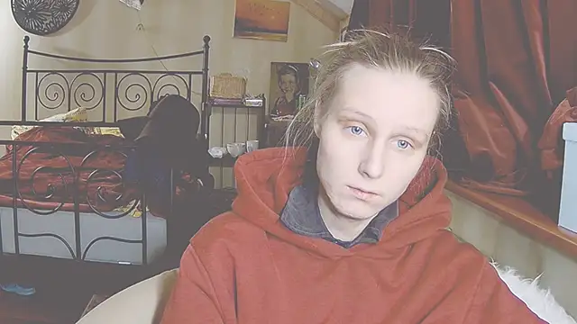 Snapshot of KatiKate chatting on January 17, 2:28 pm KatiKate online show from January 17, 2:28 pm
