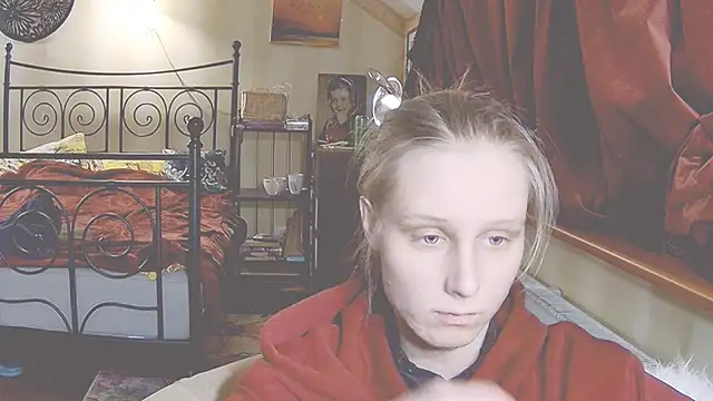 Snapshot of KatiKate chatting on January 17, 5:30 pm KatiKate online show from January 17, 5:30 pm
