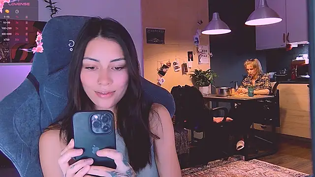 KatiKate online show from October 18, 5:25 pm