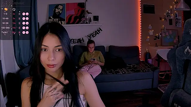 KatiKate online show from March 3, 7:20 pm