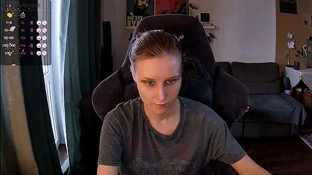 KatiKate online show from March 5, 2:02 pm