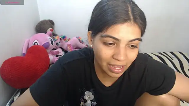 Snapshot of Pocahontas_Princess_ chatting on April 17, 3:26 pm Pocahontas Princess online show from April 17, 3:26 pm