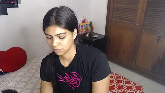Snapshot of Pocahontas_Princess_ chatting on April 22, 3:20 am Pocahontas Princess online show from April 22, 3:20 am