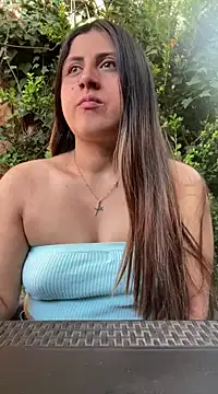 Snapshot of girl_anni chatting on January 14, 8:59 pm girl anni online show from January 14, 8:59 pm