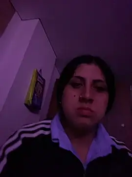 Snapshot of girl_anni chatting on March 12, 3:13 am girl anni online show from March 12, 3:13 am