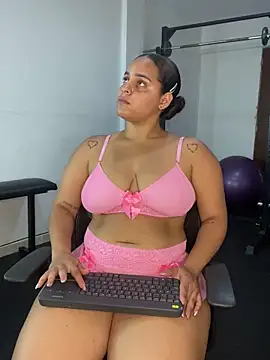 Snapshot of Violetrousse chatting on September 29, 7:08 pm Violetrousse online show from September 29, 7:08 pm