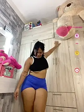 Violetrousse online show from May 15, 5:09 pm