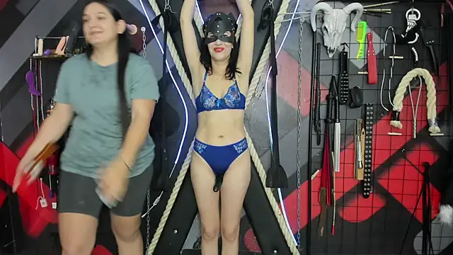 Snapshot of SUBMISSION_BDSM chatting on April 6, 12:28 pm SUBMISSION BDSM online show from April 6, 12:28 pm