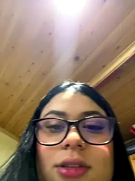 alissonfernandez  online show from October 2, 10:55 am