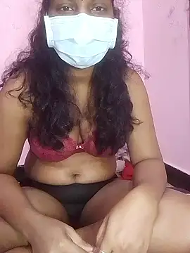 Snapshot of Villageammu18 chatting on January 11, 11:15 am Villageammu18 online show from January 11, 11:15 am