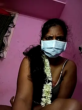 Snapshot of Villageammu18 chatting on February 1, 8:46 am Villageammu18 online show from February 1, 8:46 am