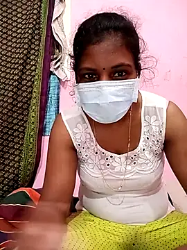 Snapshot of Villageammu18 chatting on February 3, 5:29 pm Villageammu18 online show from February 3, 5:29 pm