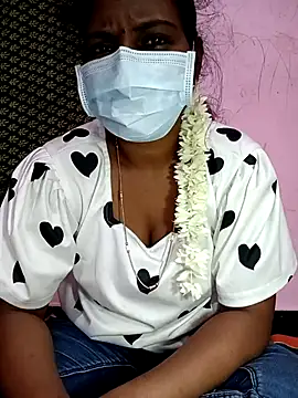 Snapshot of Villageammu18 chatting on February 8, 5:05 pm Villageammu18 online show from February 8, 5:05 pm