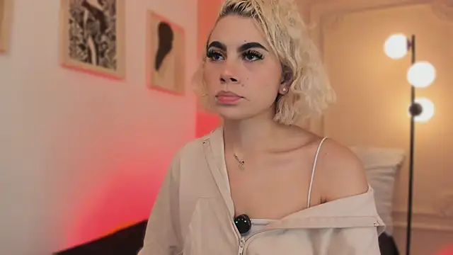 Snapshot of marian_pinzon chatting on March 5, 7:10 pm marian pinzon online show from March 5, 7:10 pm