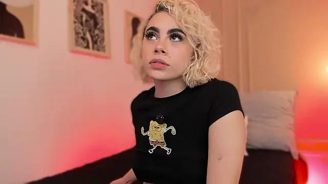 Snapshot of marian_pinzon chatting on March 16, 7:18 pm marian pinzon online show from March 16, 7:18 pm