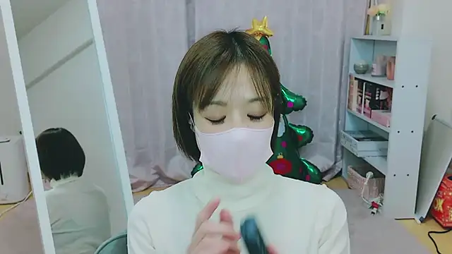 Snapshot of RYOKO_desu chatting on December 25, 9:24 am RYOKO desu online show from December 25, 9:24 am