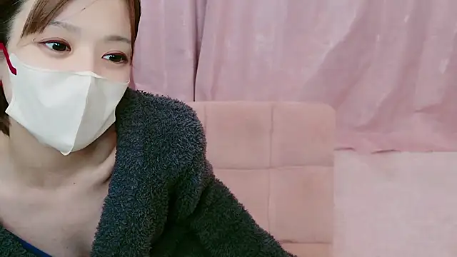 Snapshot of RYOKO_desu chatting on January 14, 10:06 am RYOKO desu online show from January 14, 10:06 am