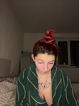 Alissa kiss online show from December 14, 8:40 pm